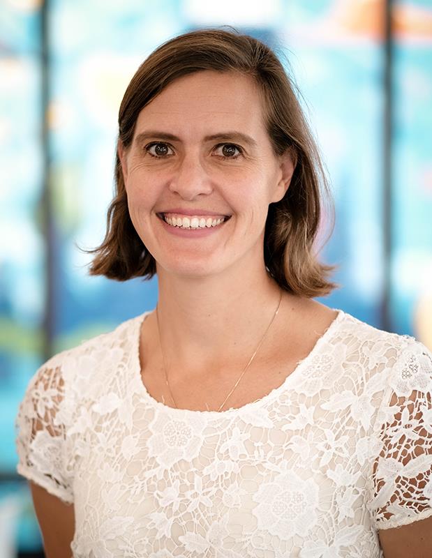 Aimee Sznewajs, MD, headshot