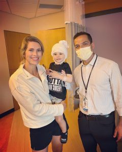 Hudson with his mom and doctor