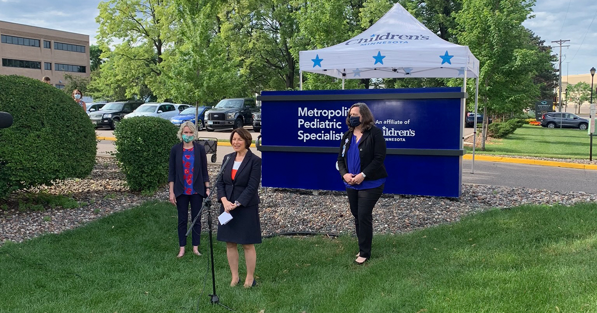 Senator Amy Klobuchar speaking at press conference outside of the Metropolitan Pediatric Specialists clinic in Edina