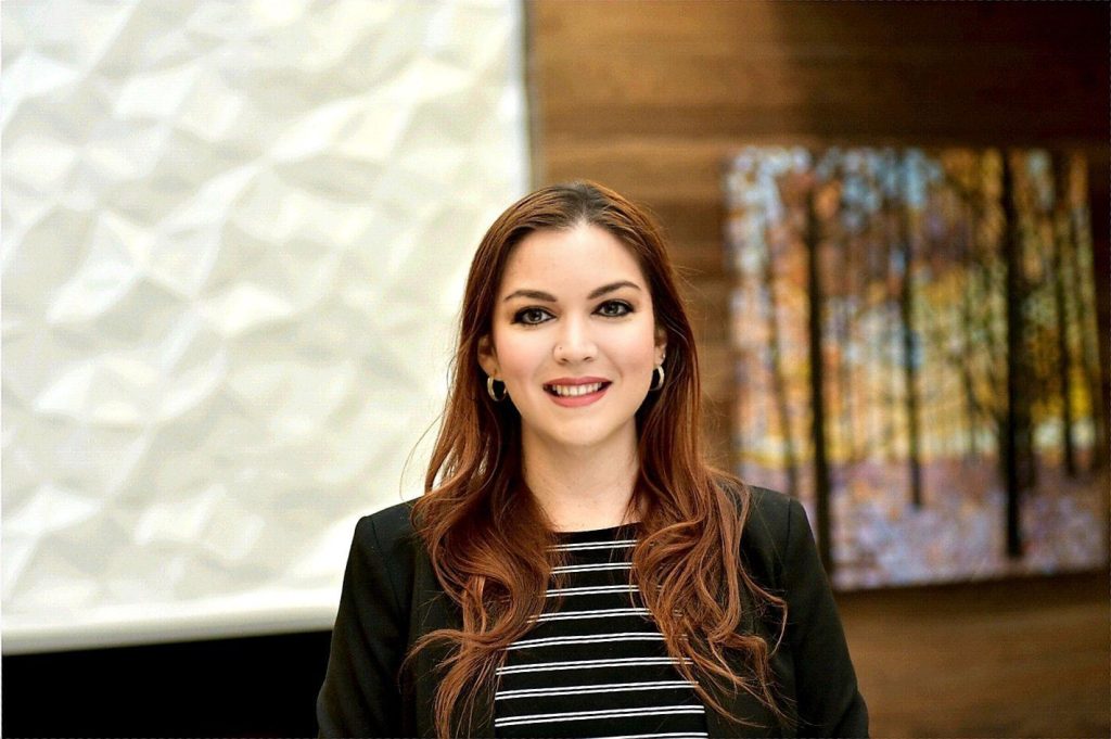 The headshot of Liss Idrovo-Perdomo, resource navigator at Children’s Minnesota’s Community Connect program