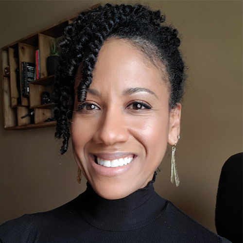 Zaundra Smith