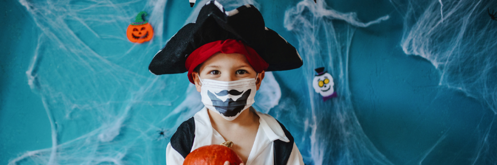 pirate with mask costume