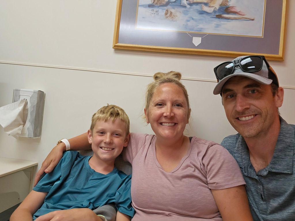 Riley, Kacy and Cody all together in a medical room.