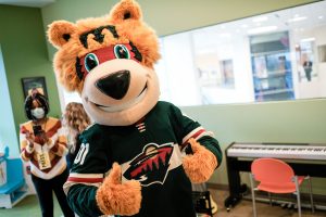 Nordy giving thumbs up